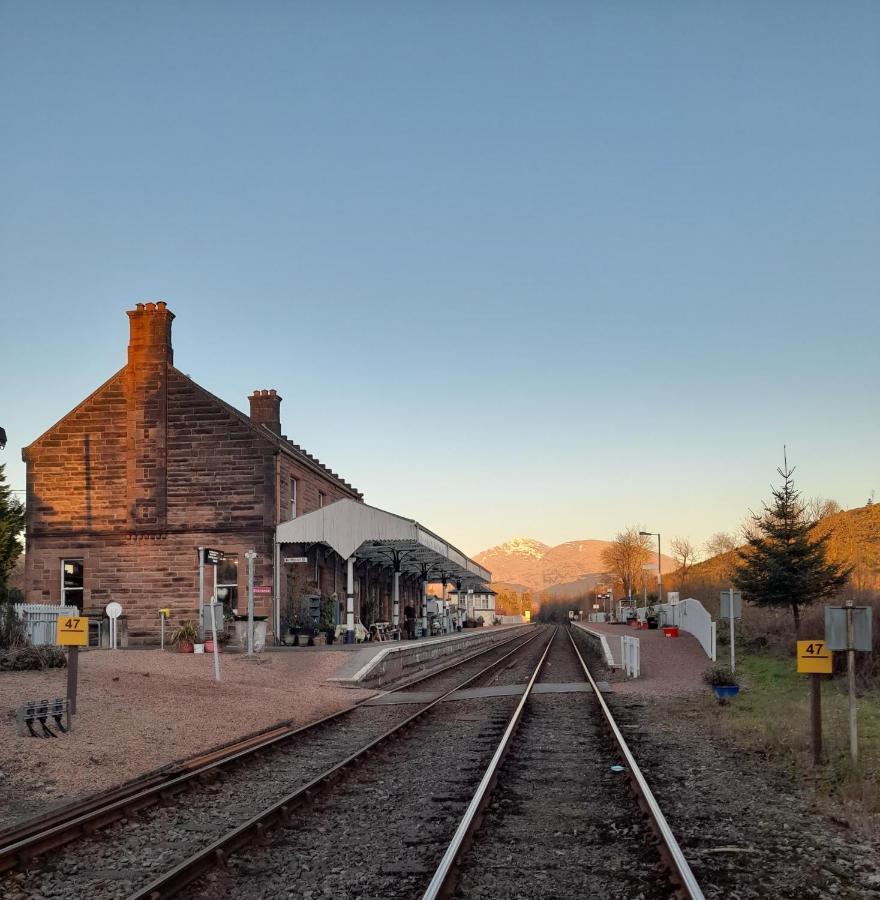 Dalmally Railway Station, Loch Awe Stronmilchan エクステリア 写真